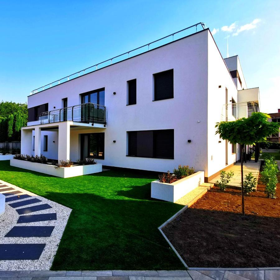 Lavida Deluxe Villa Hajdúszoboszló Esterno foto