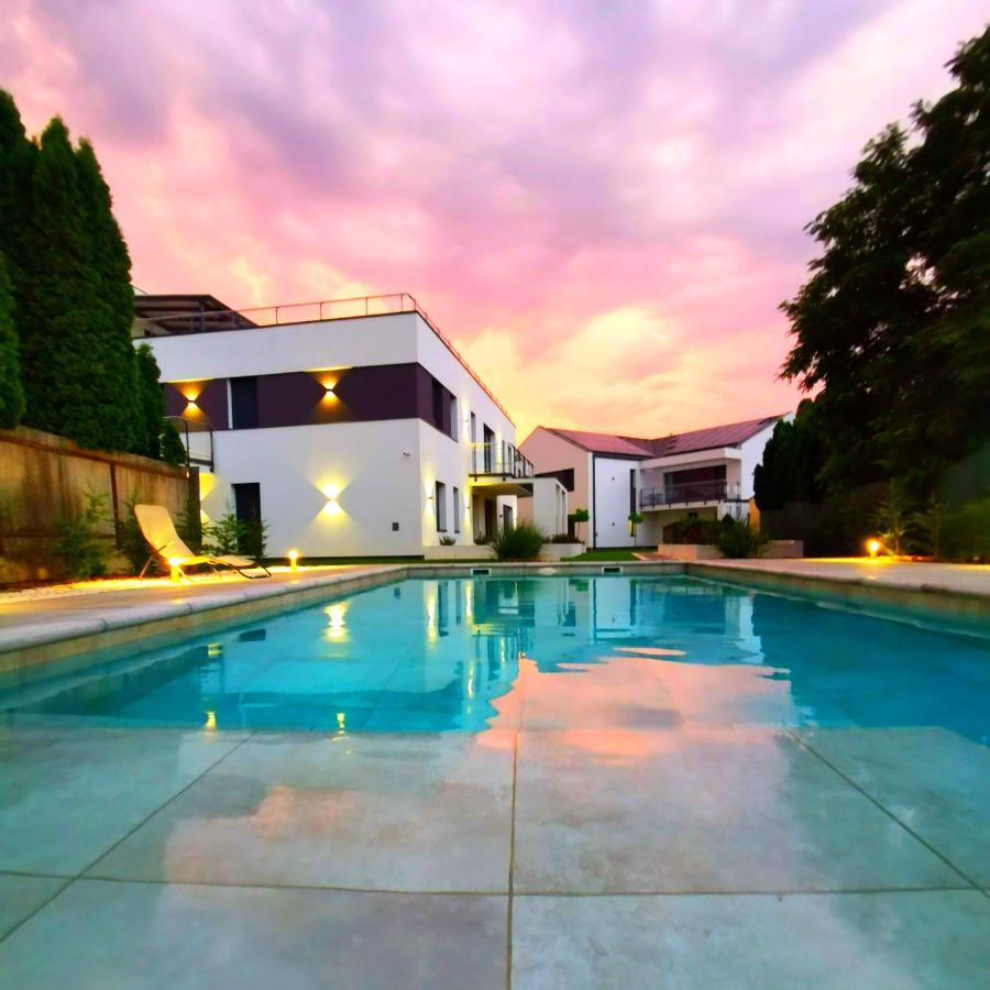 Lavida Deluxe Villa Hajdúszoboszló Esterno foto